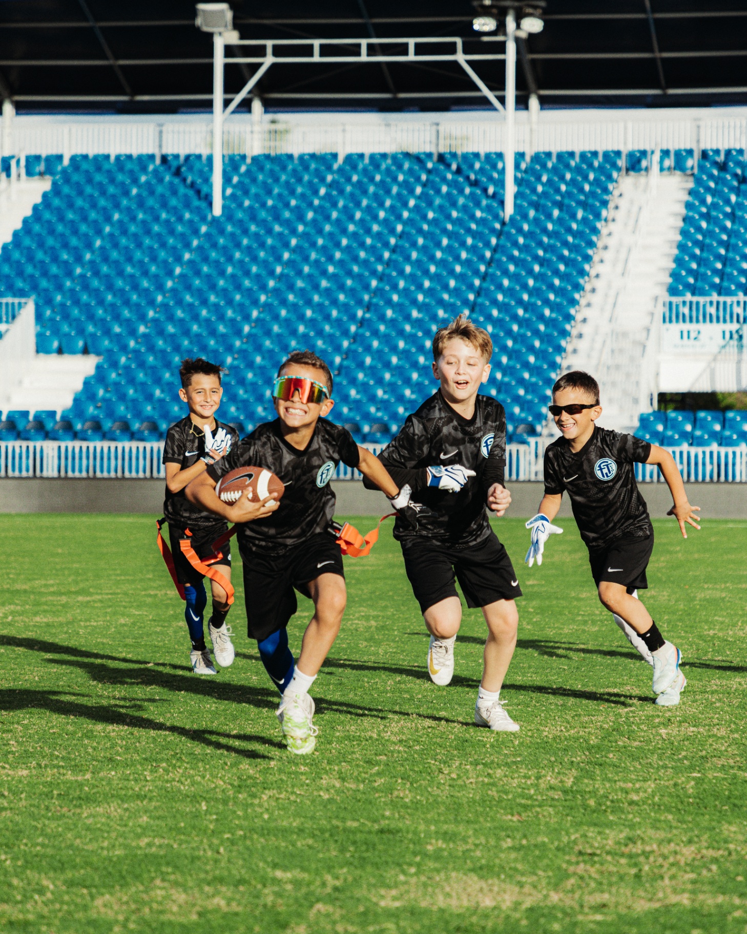 YOUTH CO-ED 
(FREE AGENTS)